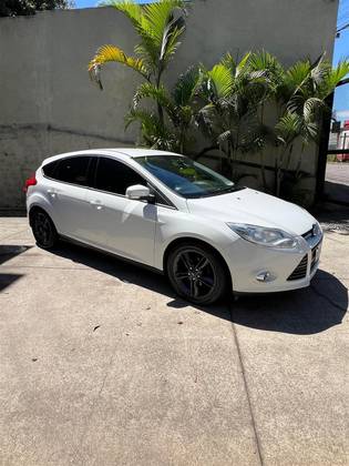 FORD FOCUS 2.0 SE 16V FLEX 4P POWERSHIFT